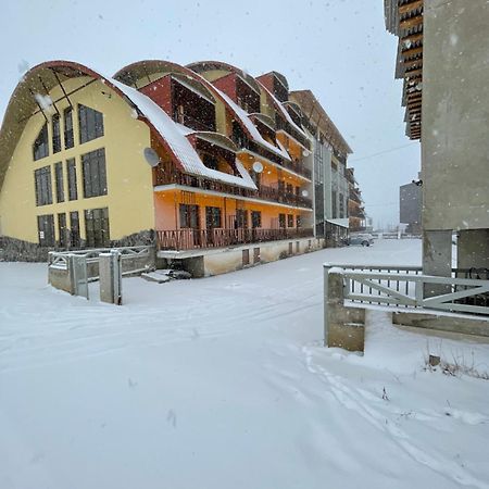 באקוריאני Apartment In Hotel Snow Plaza מראה חיצוני תמונה